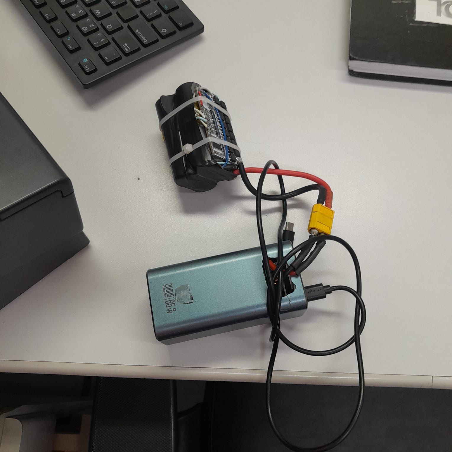 Avião que decolou do Rio é inspecionado no Amapá após suspeita de artefato explosivo