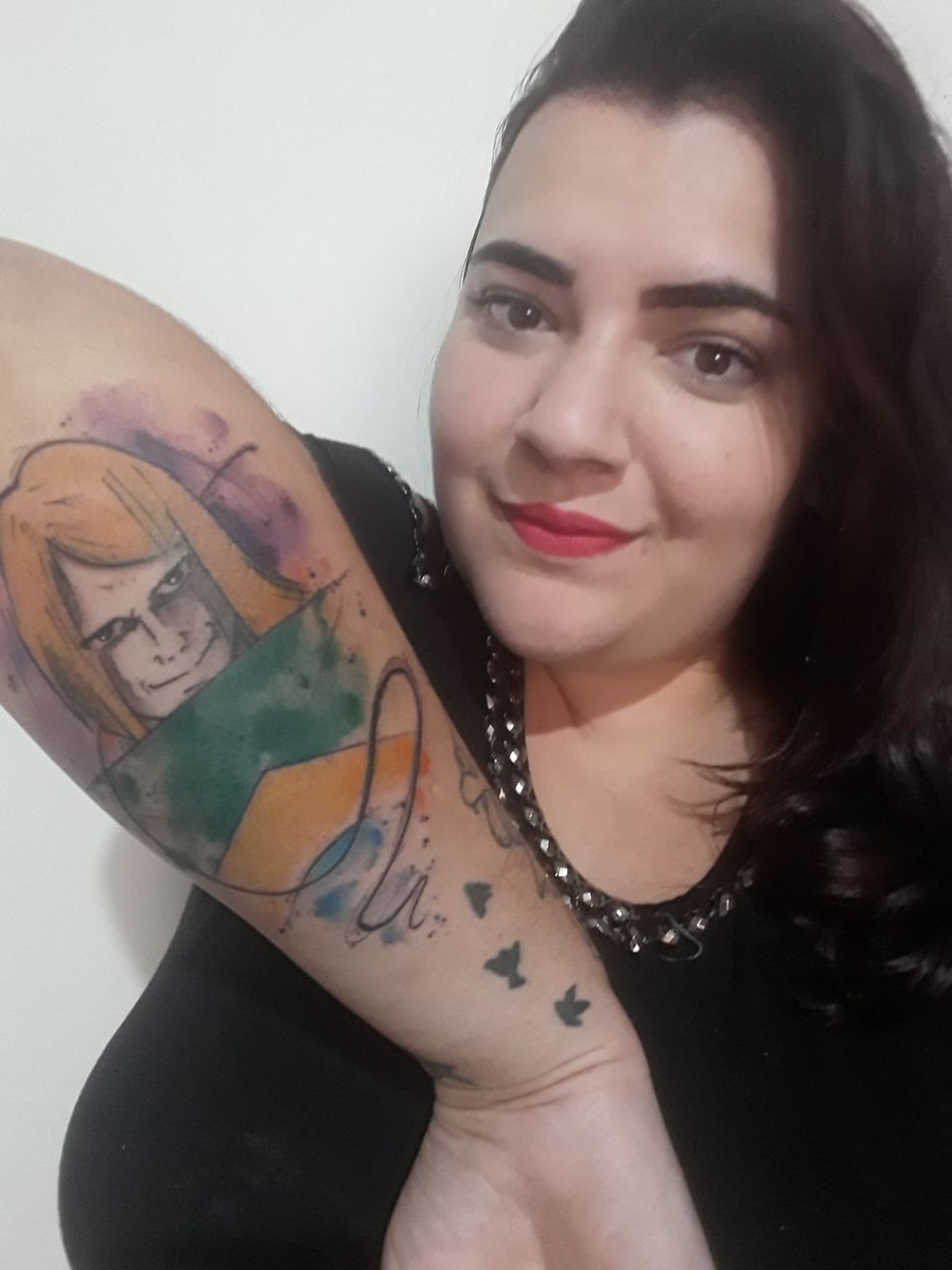 Manicure de Joinville faz tatuagem do 'torcedor misterioso': 'A torcida é  pelo hexa, não me arrependo', Santa Catarina