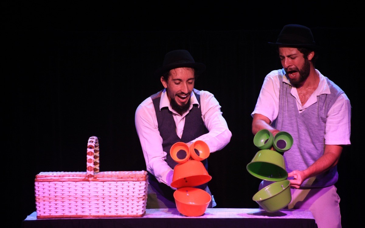 Fundação Bauminas leva apresentações teatrais e musicais gratuitas a Cataguases