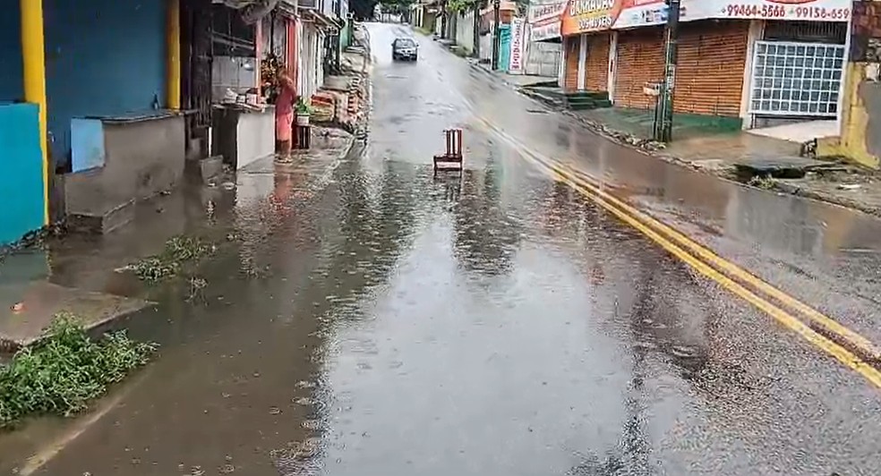 Chuva causou estragos na Zona Sul de Manaus. — Foto: Redes Sociais