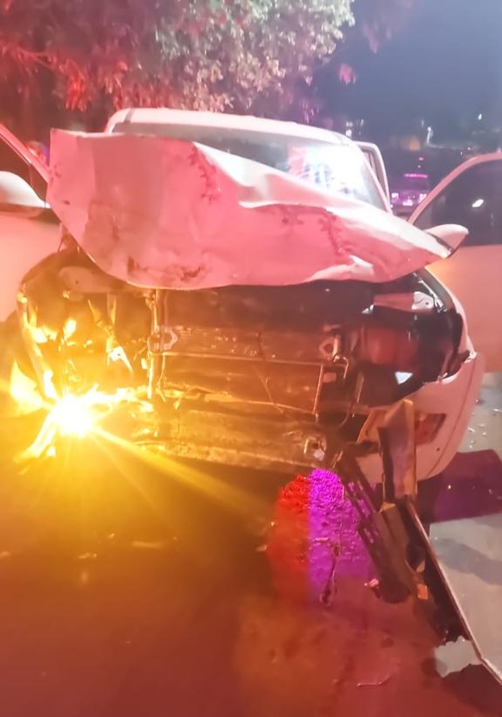 Motorista teria fugido após bater com outro carro nem Rondonópolis (MT) — Foto: Reprodução