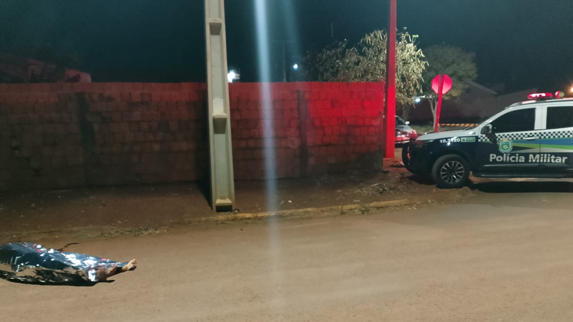 Homem sai de mata e executa jovem a tiros em Chapadão do Sul