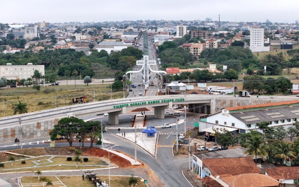 Viaduto Ronaldo Ramos Caiado Filho, em Trindade — Foto: Silvano Vital/Governo de Goiás