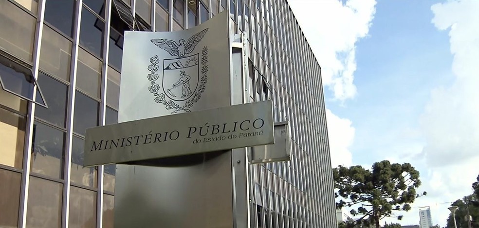 Professor de escola estadual do Paraná é investigado por assédio sexual contra alunas e afastado do cargo