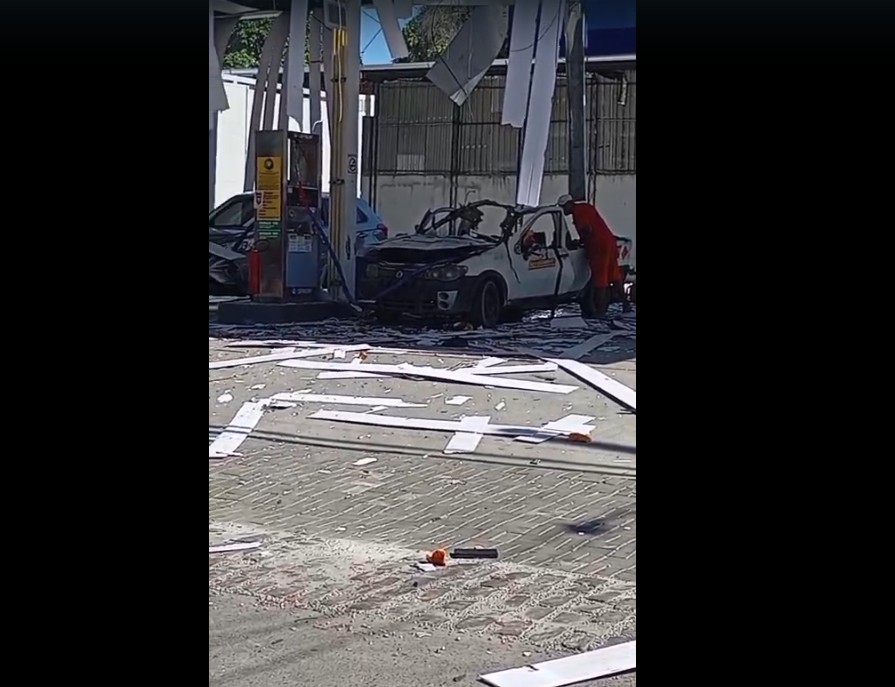Explosão em posto de combustíveis deixa quatro feridos em Nova Iguaçu