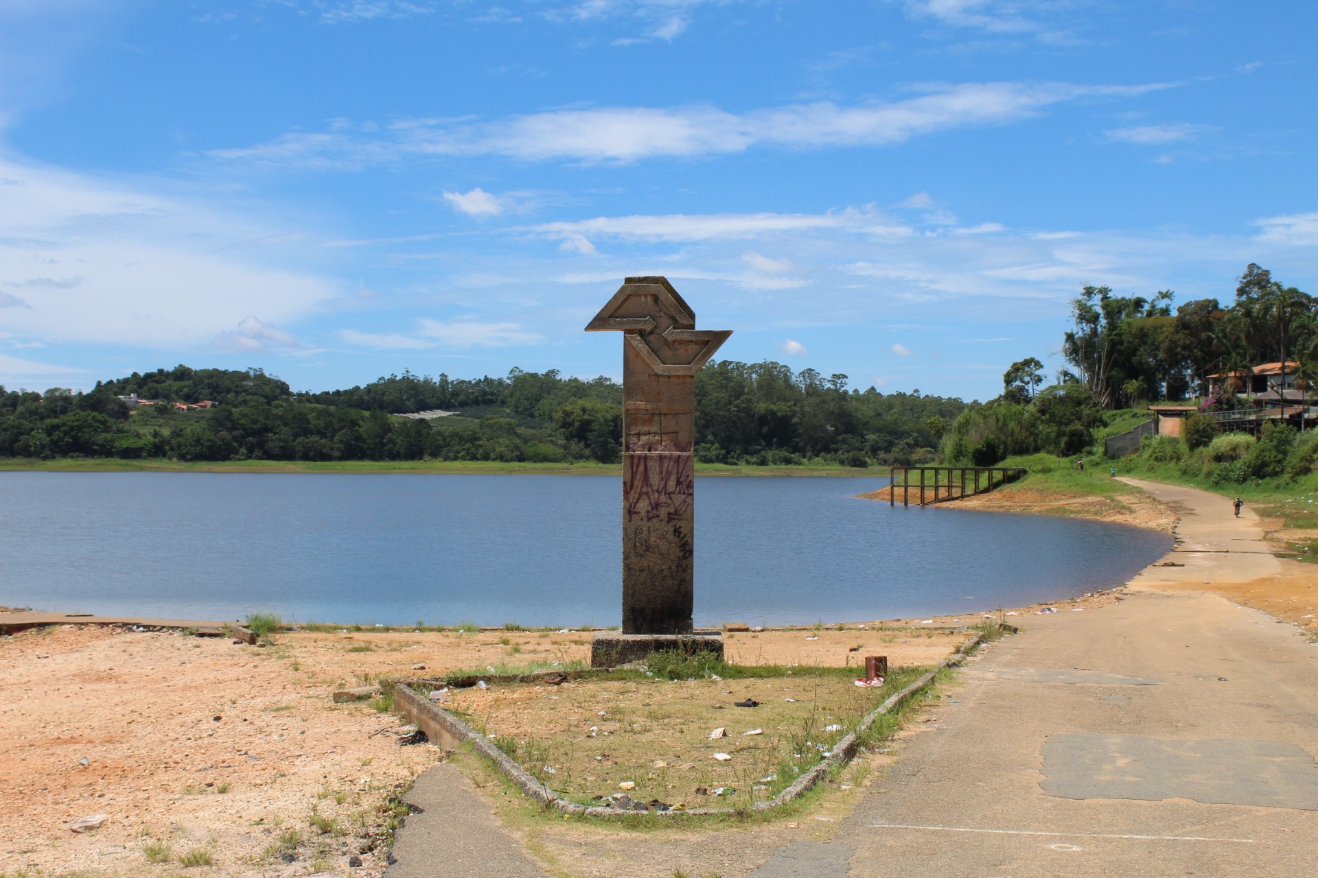 Sistema Alto Tietê fecha janeiro com 30,5% da capacidade e chuvas abaixo da média