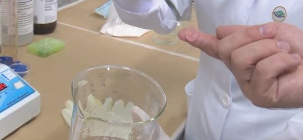 Pomada cicatrizante para pets está em fase de testes — Foto: Reprodução Rede Amazônica