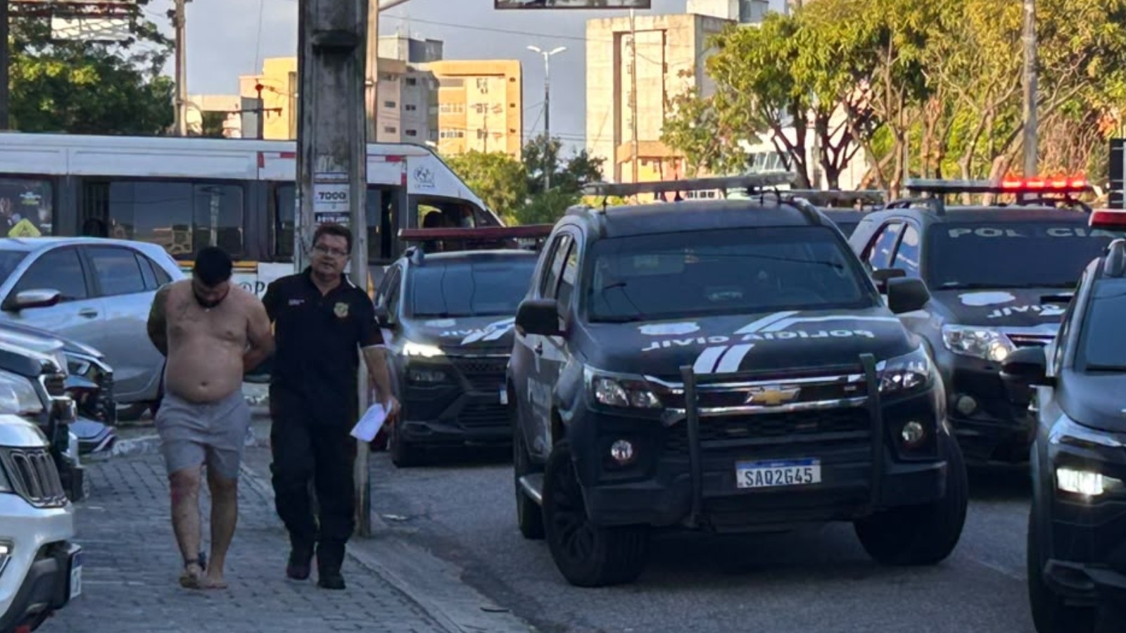 Megaoperação contra o Comando Vermelho cumpre 94 mandados de prisão em mais de 10 cidades no Ceará