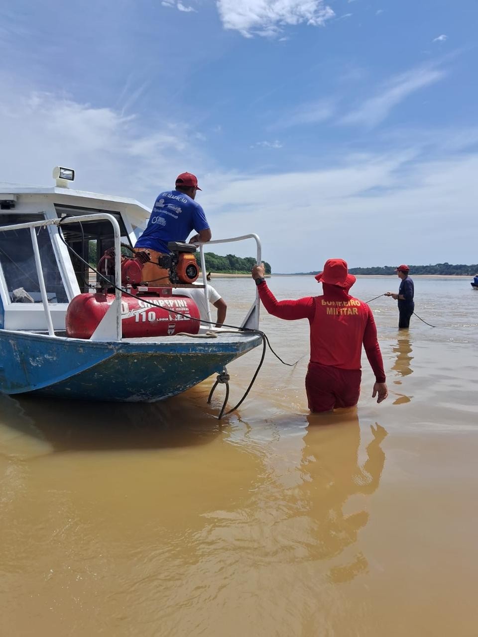 Corpo de jovem desaparecido após acidente em rio no interior do Amazonas é encontrado