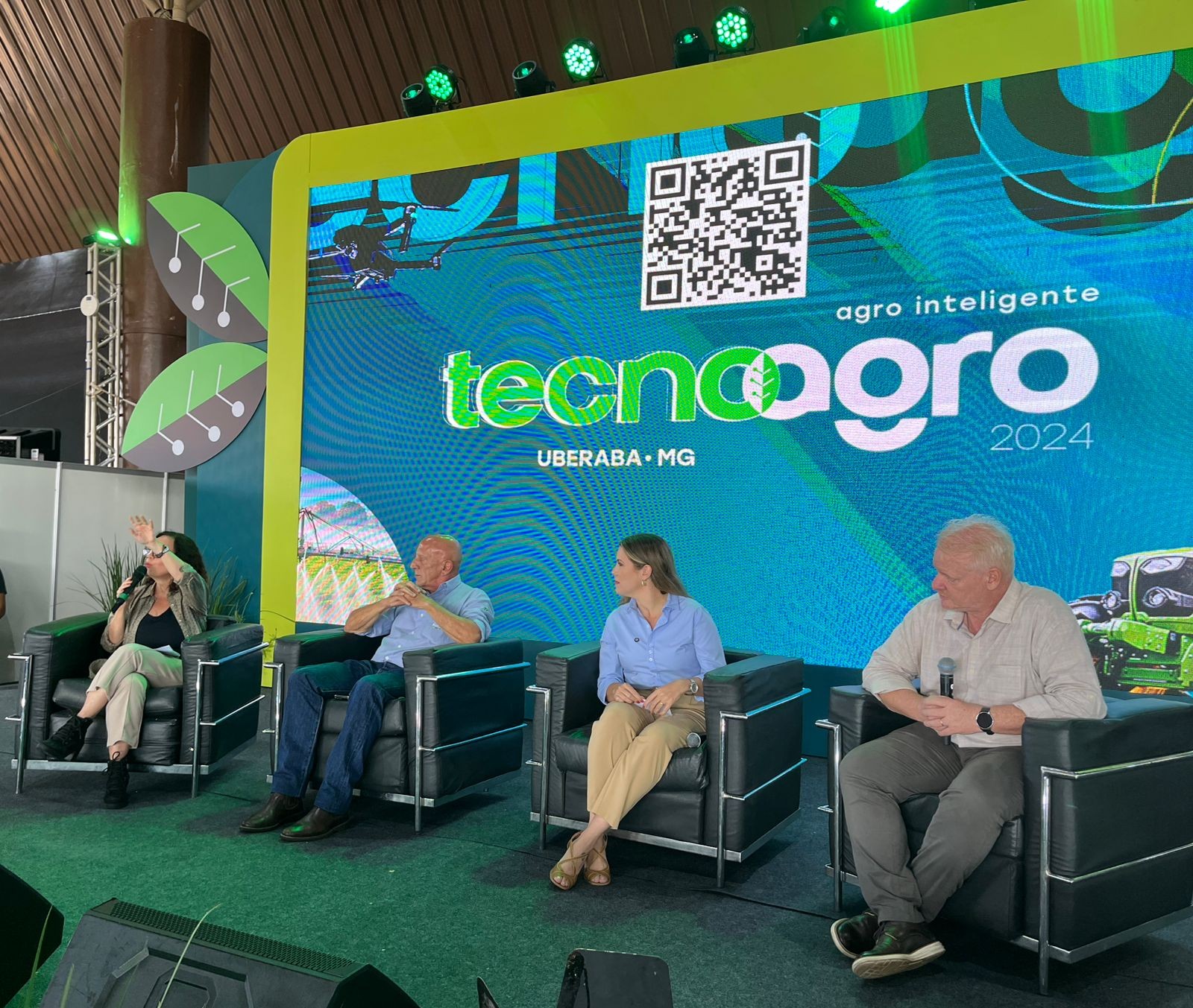 TecnoAgro 2024: debates sobre futuro da pecuária, biocombustíveis e inteligência artificial no campo marcam o 1º dia do evento