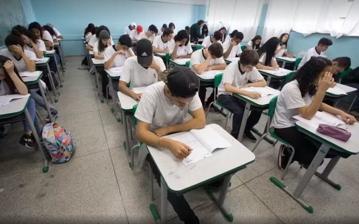 Processo seletivo da Seduc oferece 5 mil vagas para professores do ensino médio e técnico na região