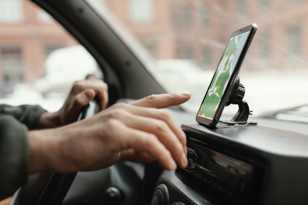 FOTO ILUSTRATIVA: carro e motorista por aplicativo — Foto: Freepik