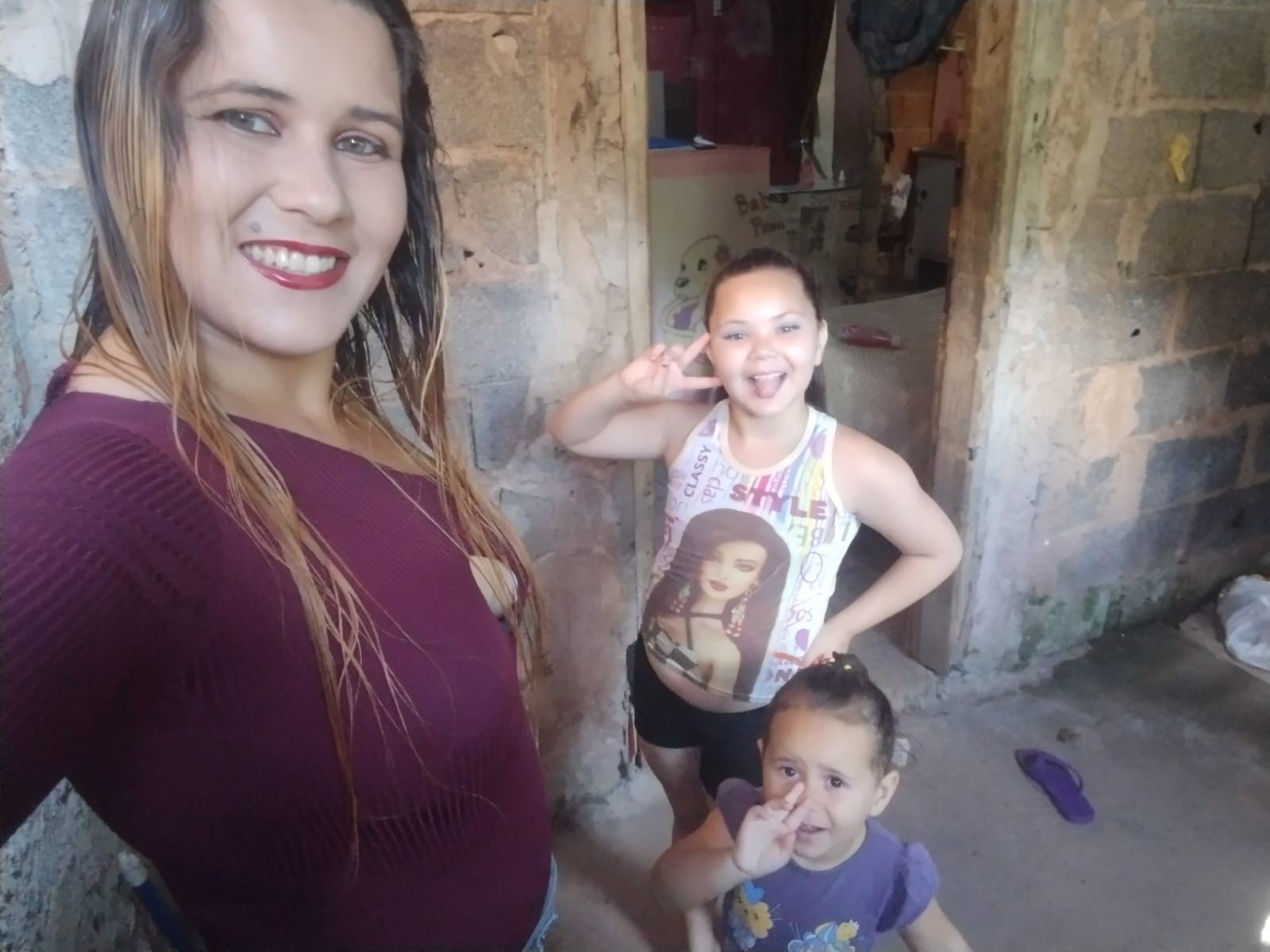 VÍDEO: moradores registram pancadão durante o Natal em bairro onde quatro pessoas morreram após deslizamento de terra