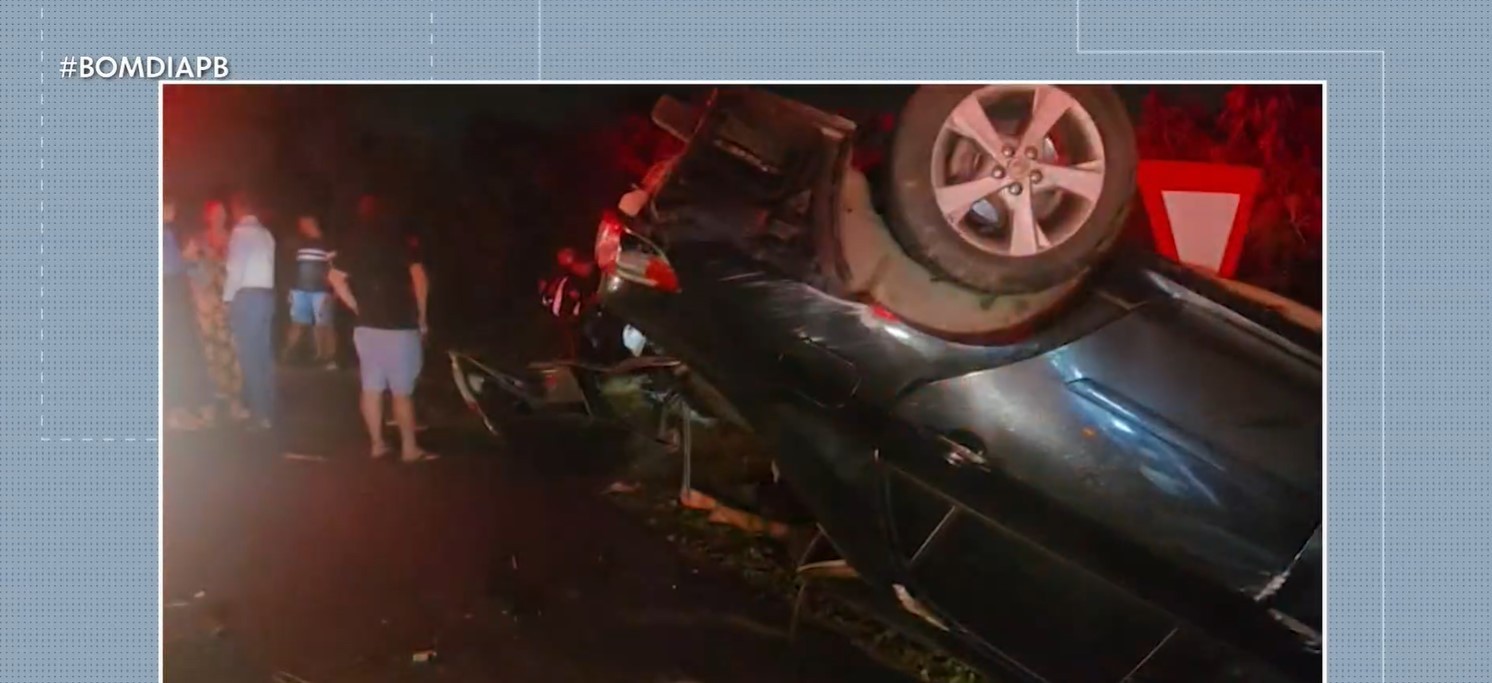 Três pessoas morrem após colisão entre carros na BR-230, em Campina Grande