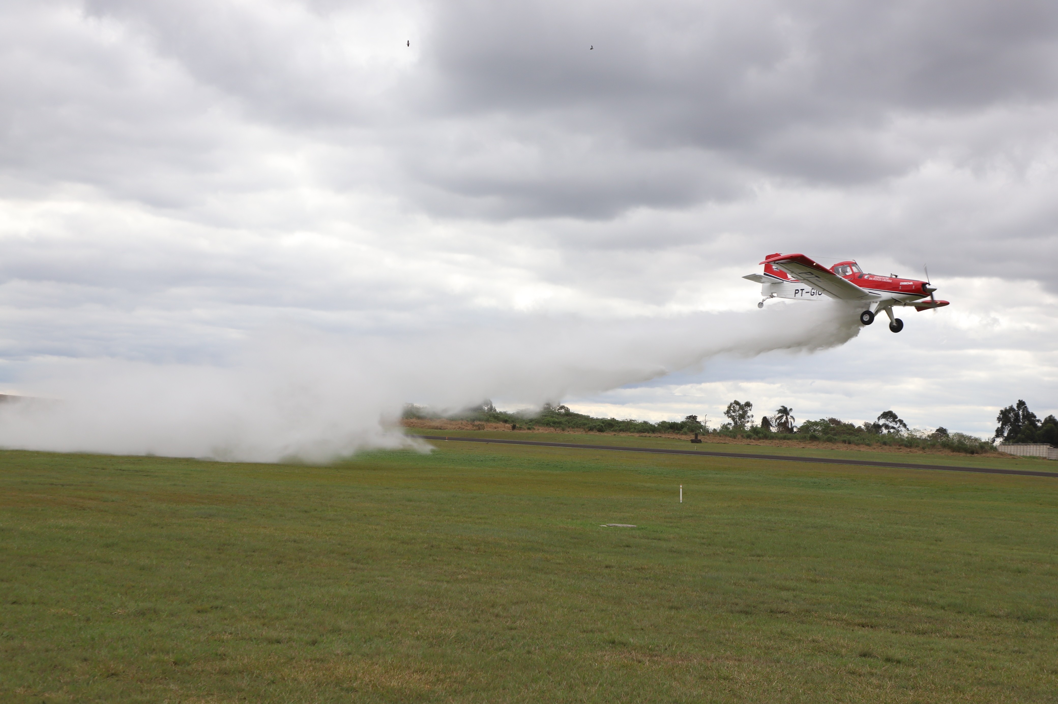 Aeroclube é contratado pelo Governo do Paraná para reforçar combate a incêndios florestais no estado