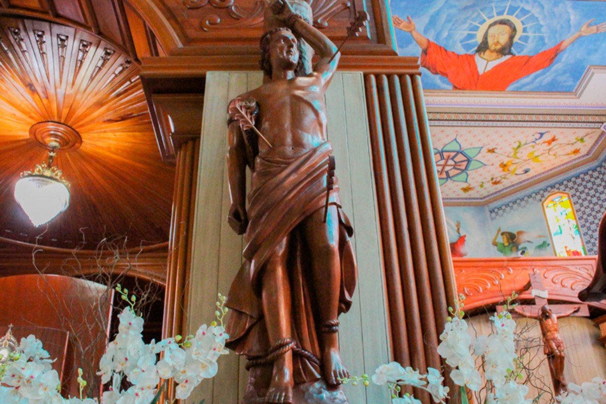 Morador do interior de SP compõe hino inspirado no sino da igreja em homenagem a São Sebastião