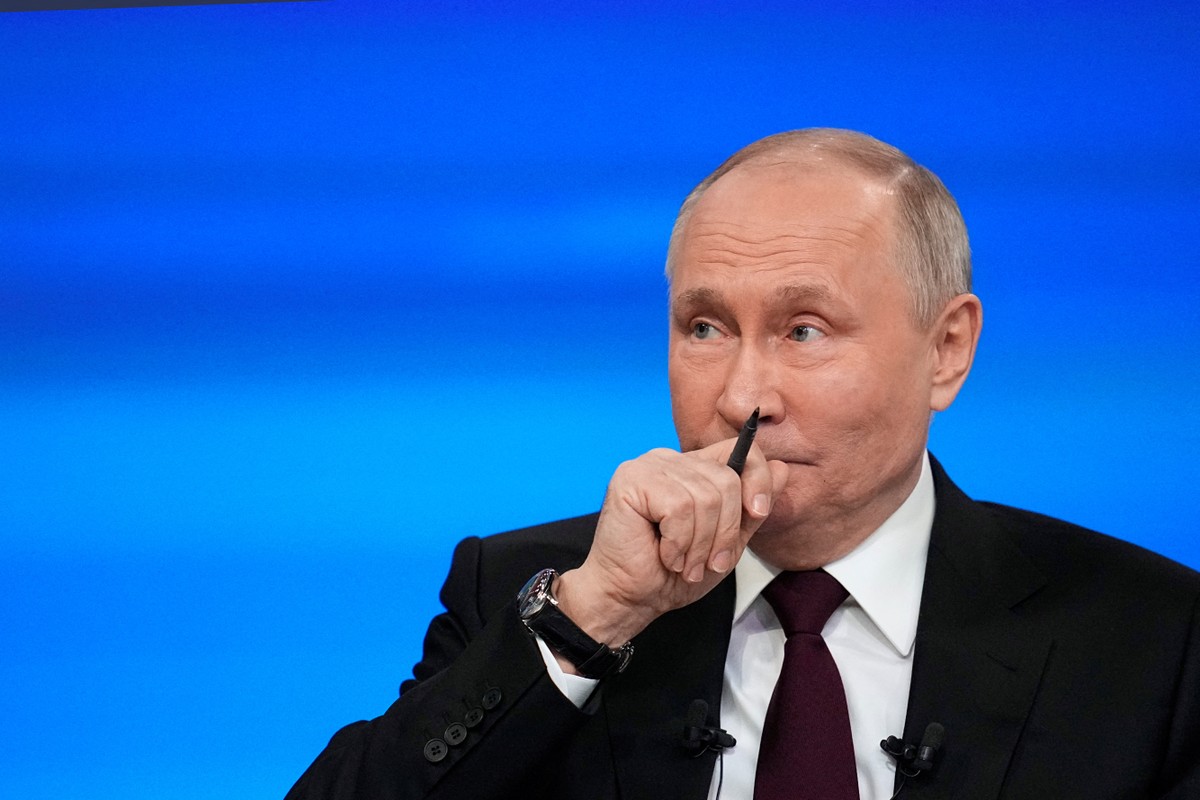 Mesmo com guerra na Ucrânia, economia resiliente na Rússia pode ajudar na reeleição de Putin; votação começa sexta