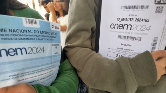 Apenas 3 escolas públicas estão entre as 50 melhores no Enem 2024 - Mesmo com uma queda no desempenho médio, estudantes de escolas privadas conseguiram as melhores notas na edição. Todas as escolas públicas no top 50 são federais.