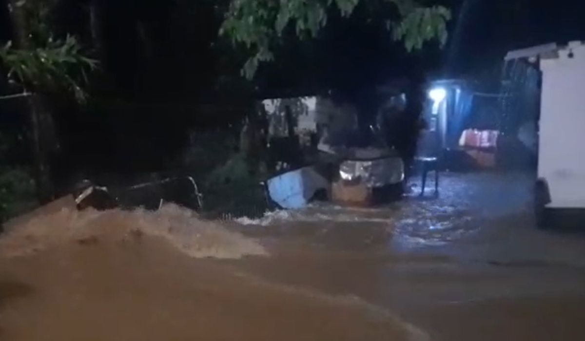 Chuva volumosa alaga vias e atinge casas em Campinas; VÍDEO