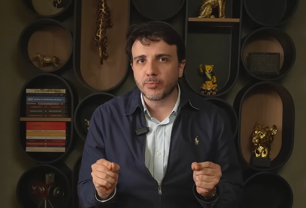 Renan Santos propõe a redução do número de prefeituras no Brasil para cerca de 1,6 mil
