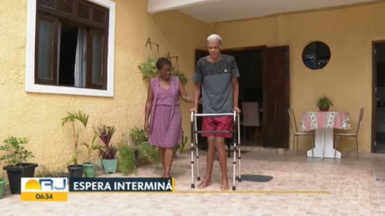 Pacientes esperam por tratamentos de saúde, no Rio - Programa: Bom Dia Rio 