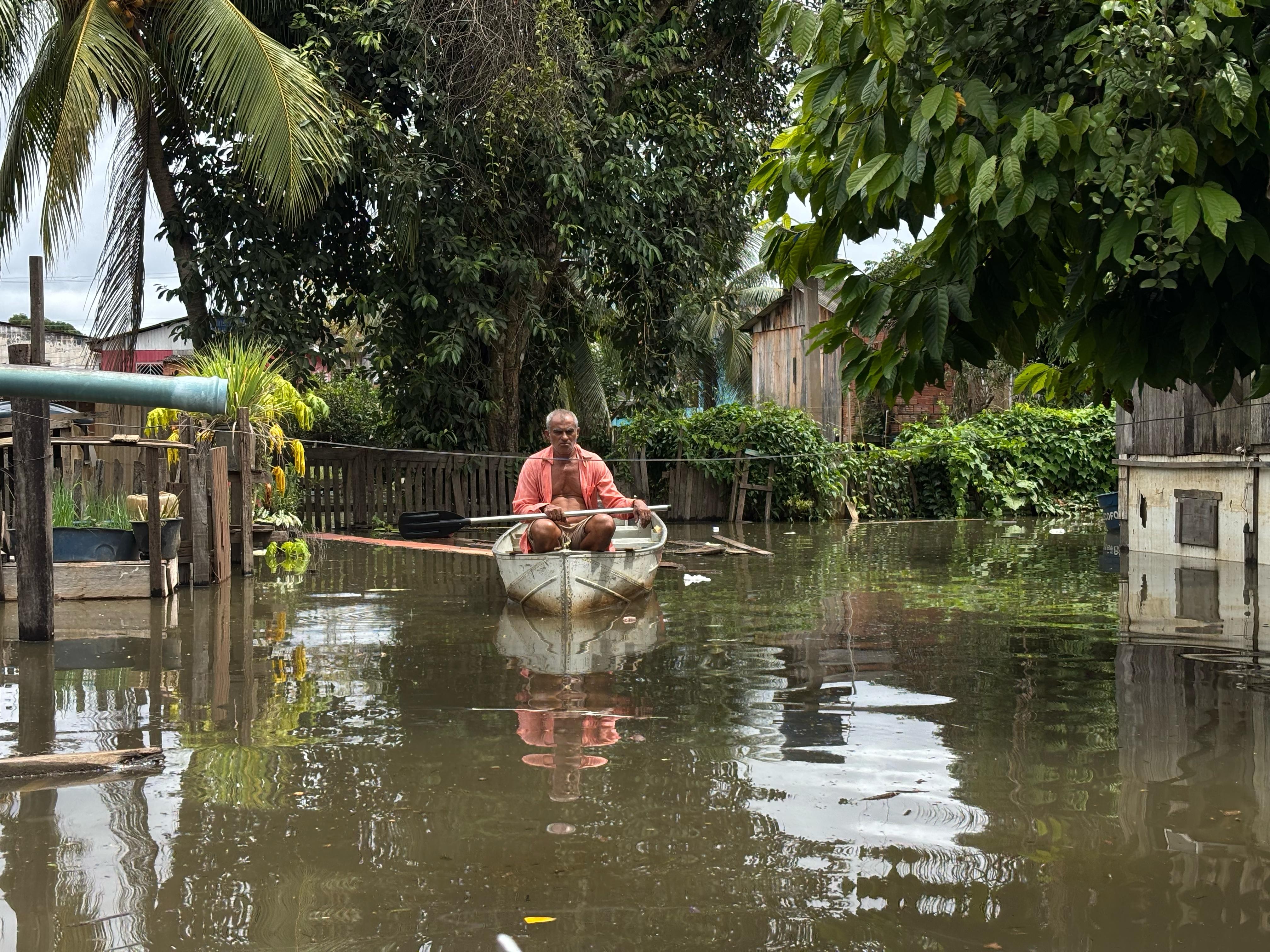 Rio Acre tem diminuição, mas enchente impacta mais de 30 mil pessoas em Rio Branco