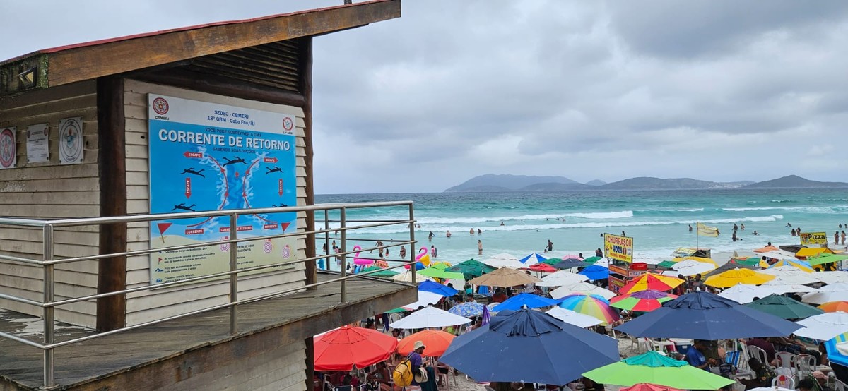 Turista morre afogado na Praia do Forte, em Cabo Frio, Cabo Frio