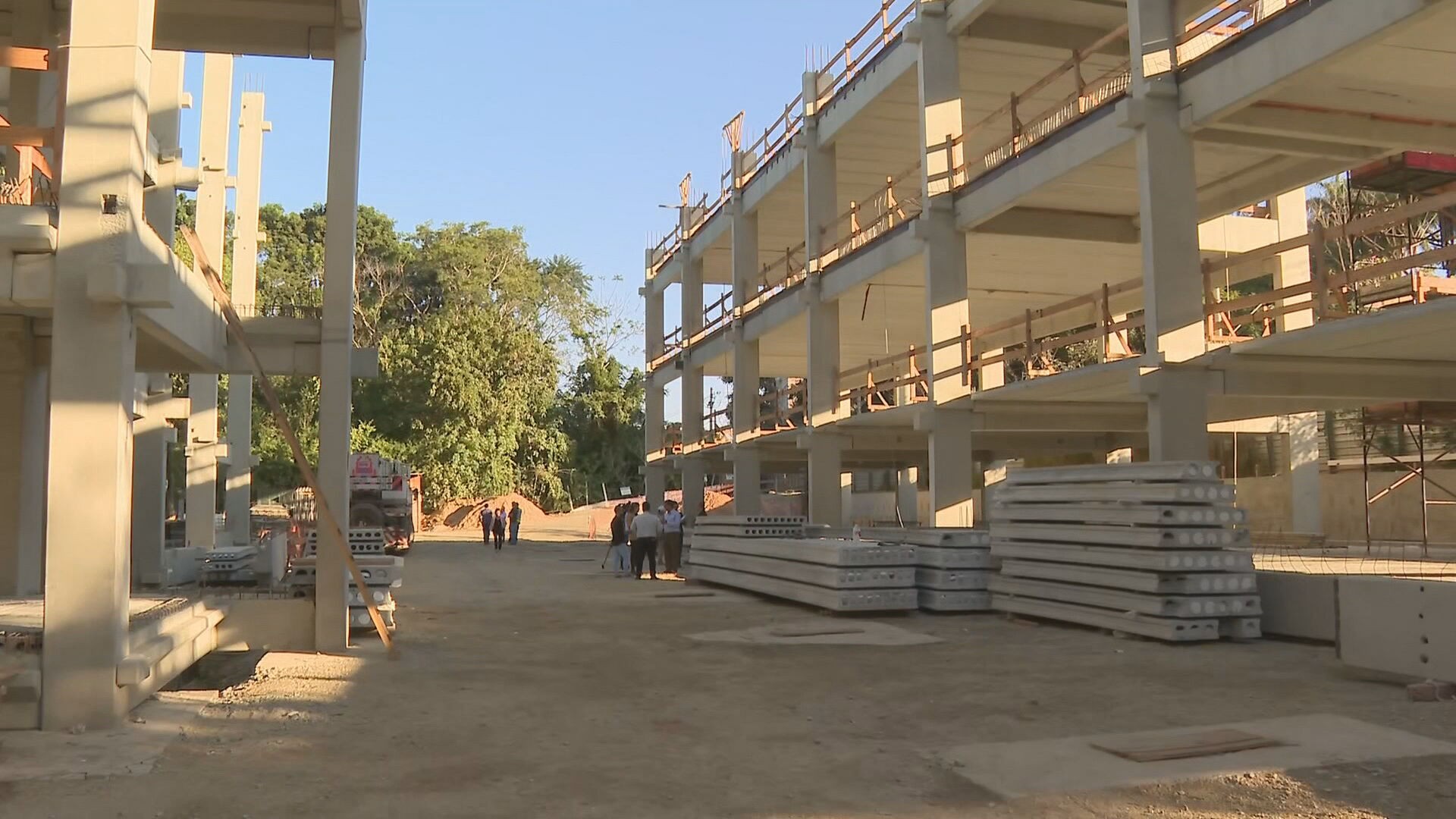 Centro Nacional de Vacinas deve começar a operar em 2026; 'Será o principal centro de pesquisa na área', diz ministra da Ciência