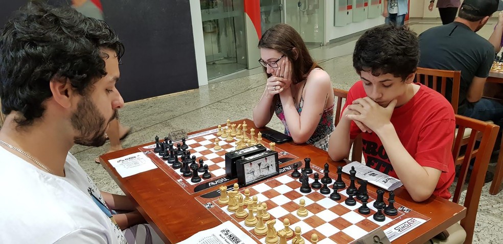Quem é o gênio de Joinville que faz história no xadrez e