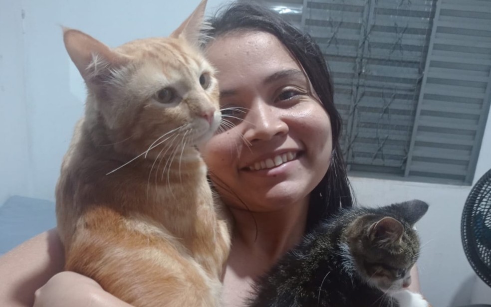 Eline Ester, de 21 anos, morreu após extrair os dentes sisos em Jataí — Foto: Arquivo Pessoal/Pedro Lucas