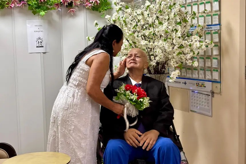 Primeiro casamento dentro da UTI do Hospital Ophir Loyola celebra 45 anos de amor e esperança, no PA
