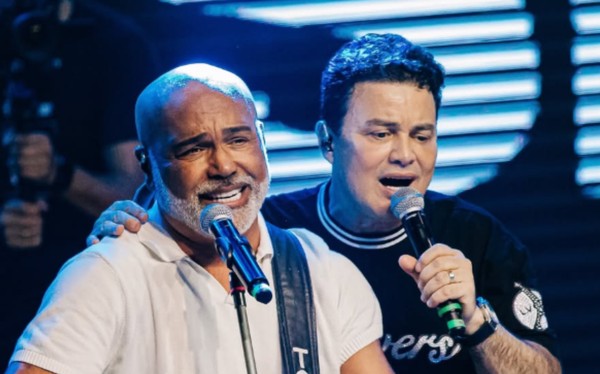 Rick e Renner durante apresentação no Vila Country, em São Paulo. — Foto: Reprodução/Instagram/RickeRenner