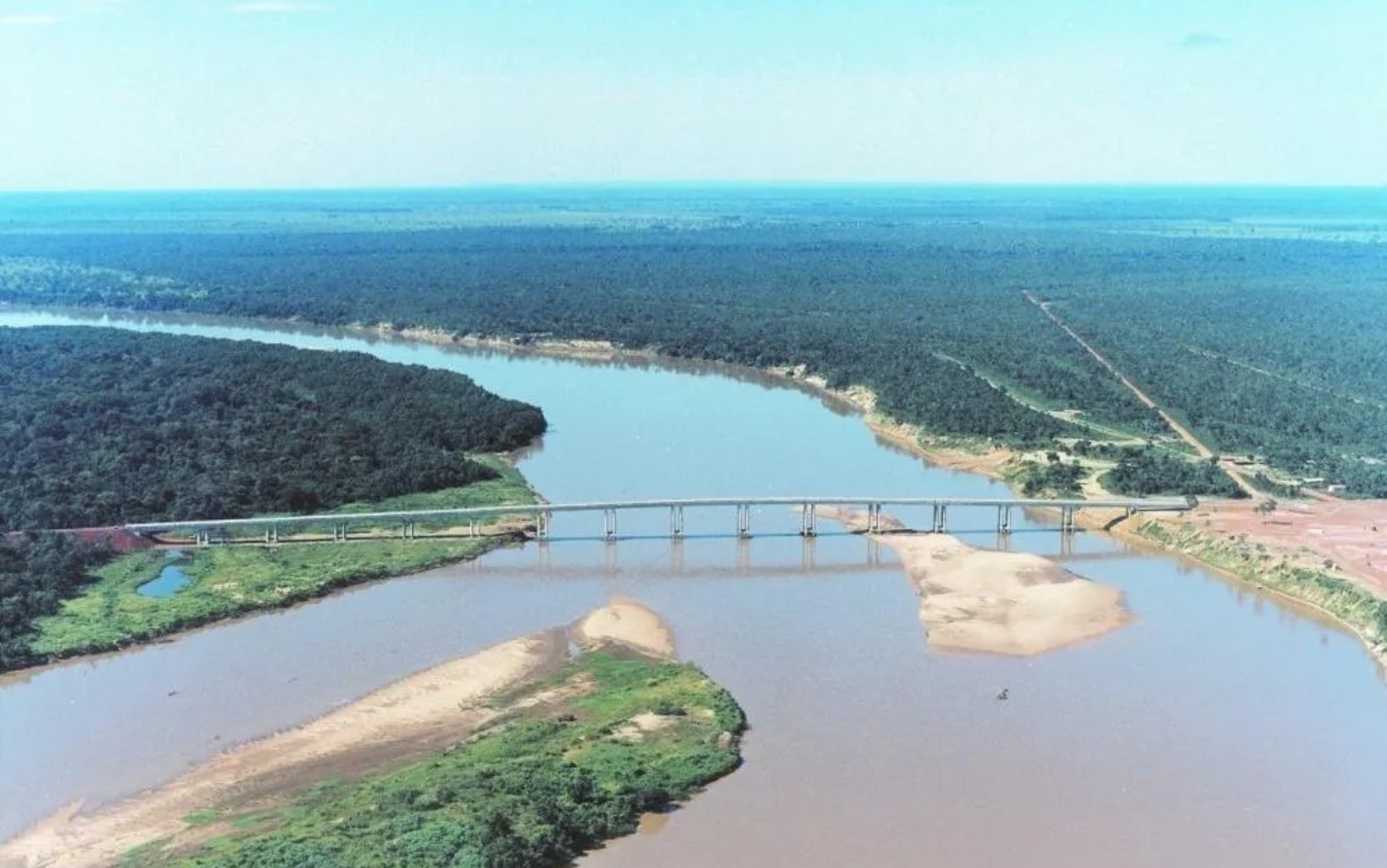 Homem desaparece após lancha virar no Rio Araguaia 