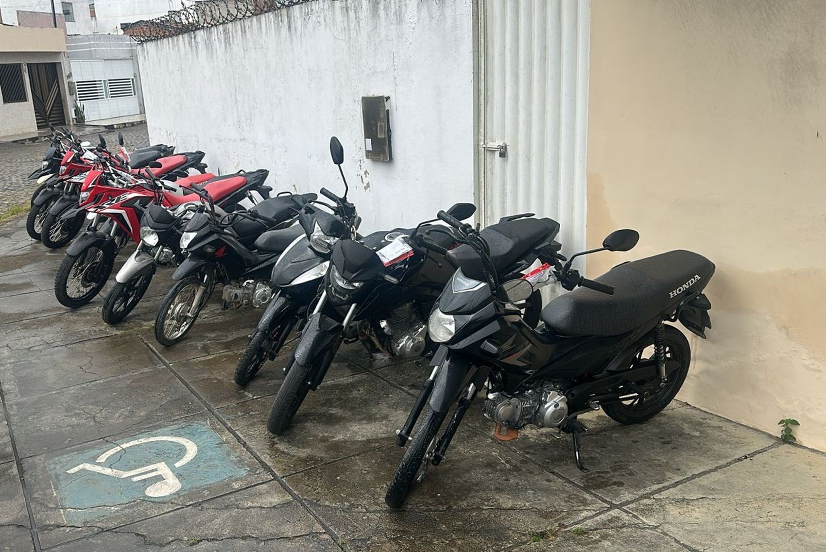 Mais de 20 motocicletas são apreendidas durante operação policial em municípios de Sergipe