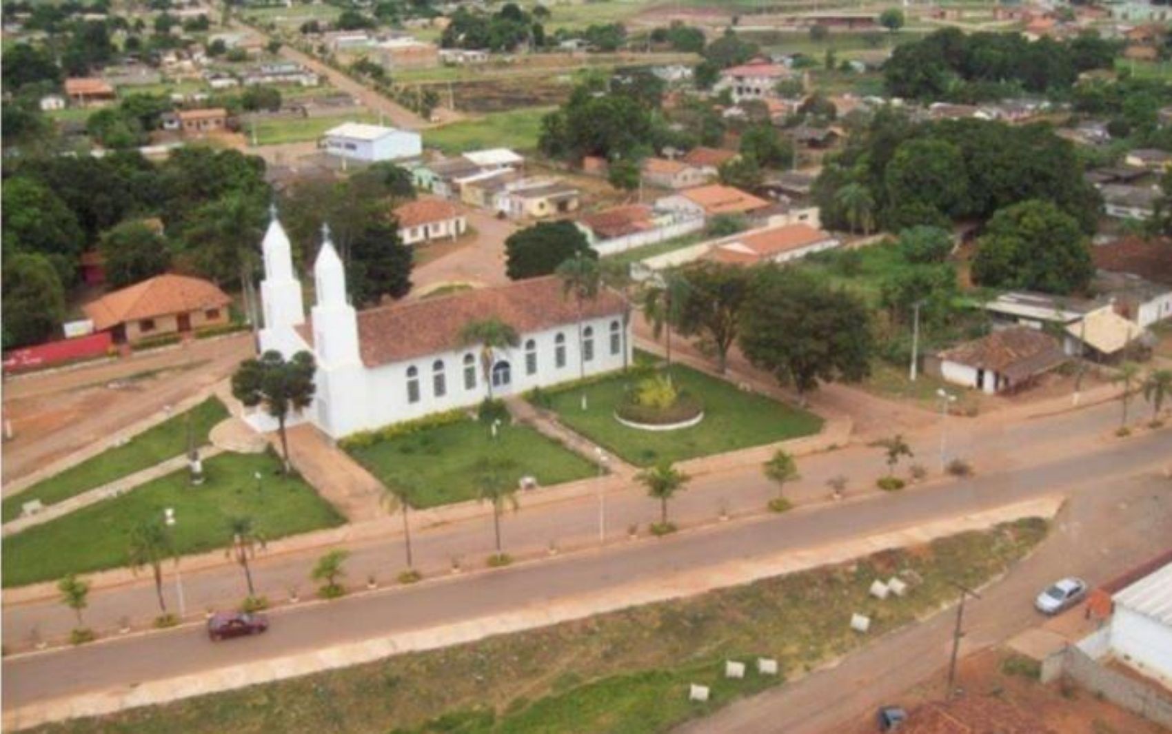 Prefeitura em Goiás abre seleção com quase 300 vagas e salário de até R$ 4,3 mil