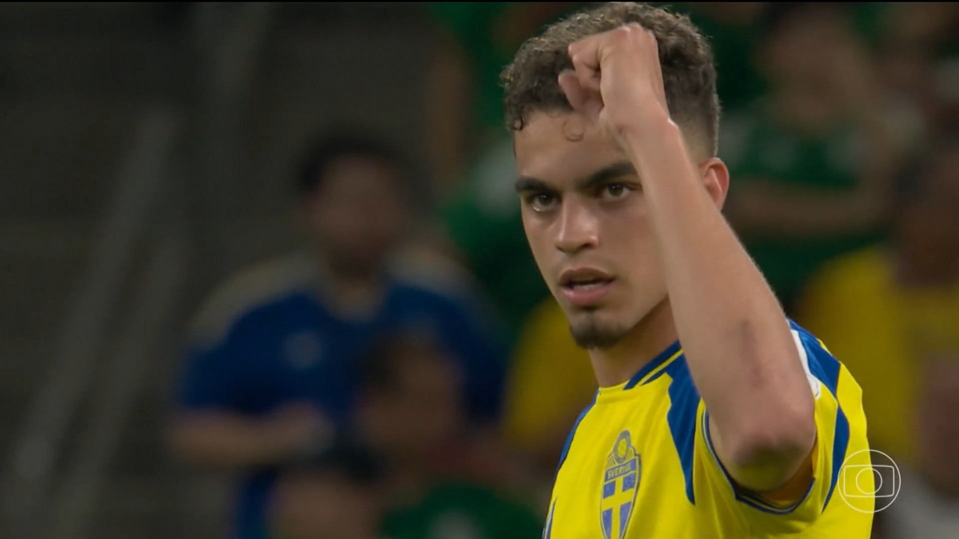 Entenda por que jogador da Suécia não comemorou gol contra a Tunísia