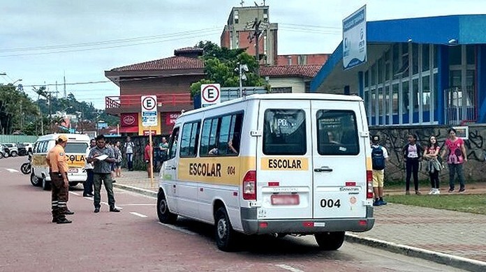 Departamento transporte escolar Itanhaém
