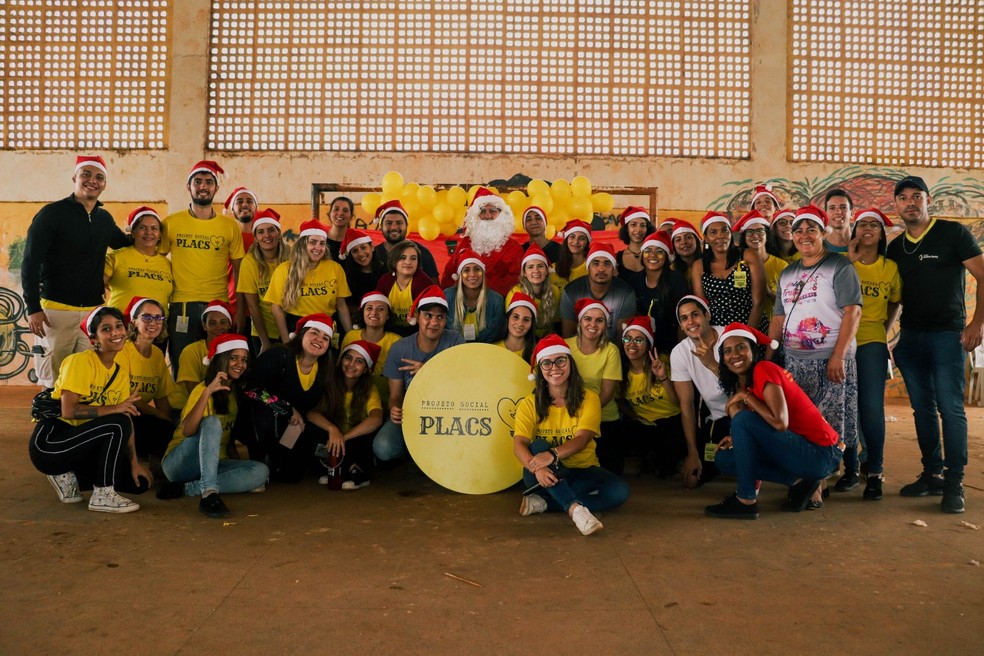 Voluntários do projeto social PLACS, no Distrito Federal — Foto: Arquivo pessoal