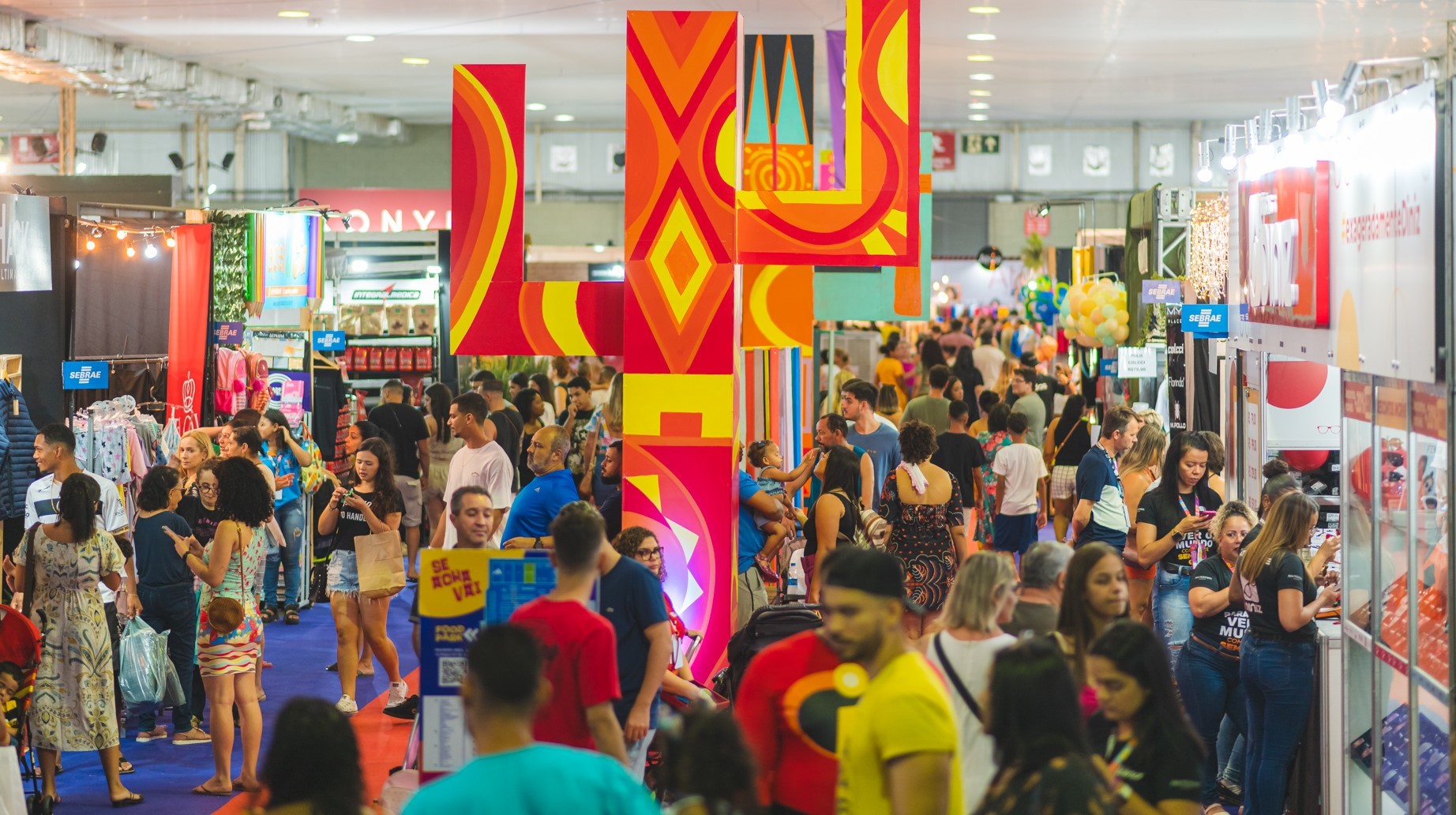URGENTE! Maior Outlet do Brasil Abre 2.800 Vagas de Emprego no ES: Veja Como se Inscrever!