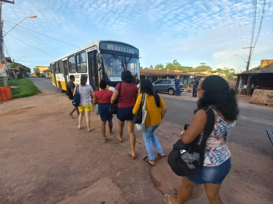 Ônibus para Outeiro, em Belém, têm itinerário alterado, mas passageiros reclamam que mudança não é cumprida