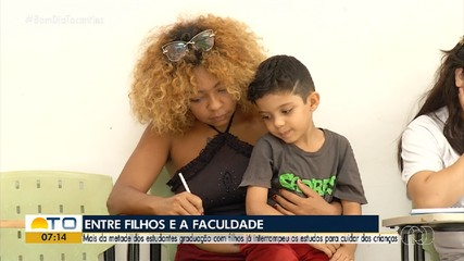 Acadêmicos com filhos enfrentam dificuldades para manter os estudos