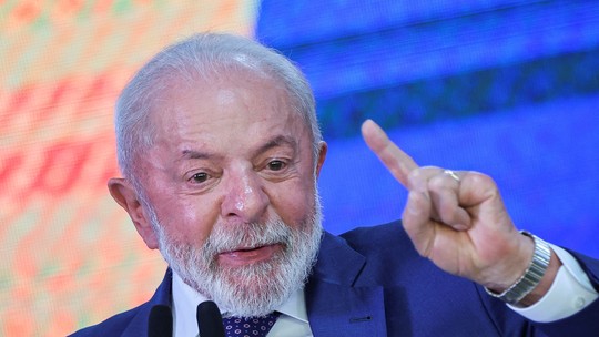 É #FAKE vídeo que mostra manifestação pró-Lula nos Estados Unidos; cenas foram criadas com inteligência artificial - Fato ou Fake usou submeteu conteúdo viral a duas ferramentas que detectam IA; ambas apontaram alta probabilidade de uso desse recurso.