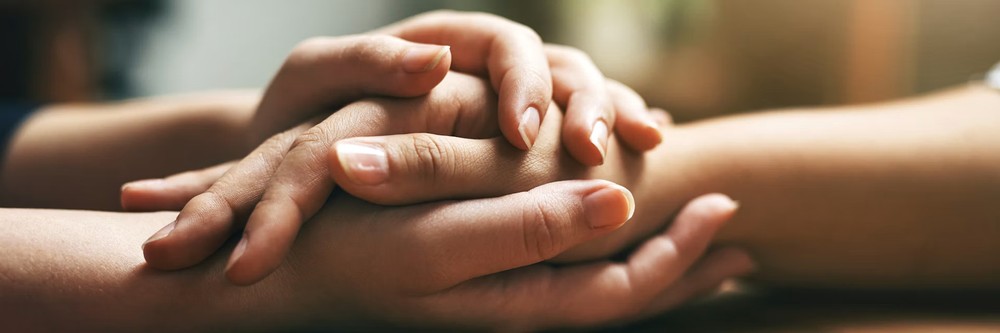Estudo indica que mulheres possuem maior inteligência emocional devido a fatores educacionais e sociais