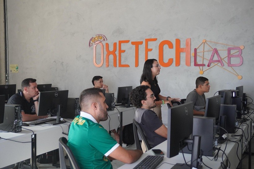 Programa abre 700 vagas para cursos em diversas áreas da tecnologia em AL