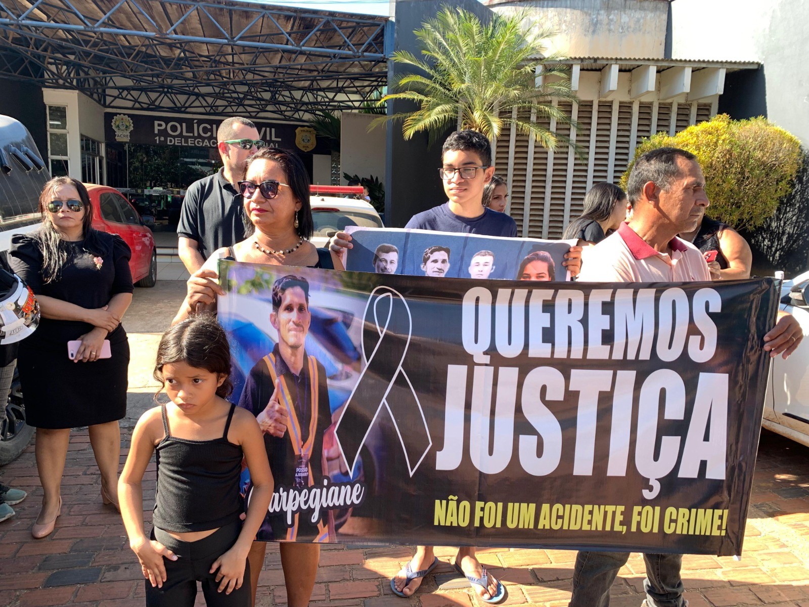 Familiares de vítimas de acidente que matou três no Acre cobram justiça: 'Por que tanta demora?'