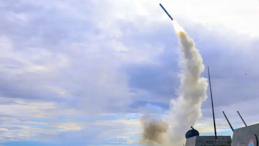 Os estoques de mísseis, incluindo os Tomahawk, foram reduzidos — Foto: Getty Images via BBC