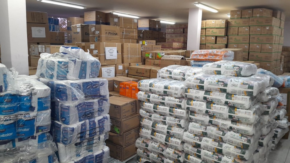 Materiais e insumos chegaram ao Hospital Maria Alice Fernandes — Foto: Thiago César/Inter TV Cabugi