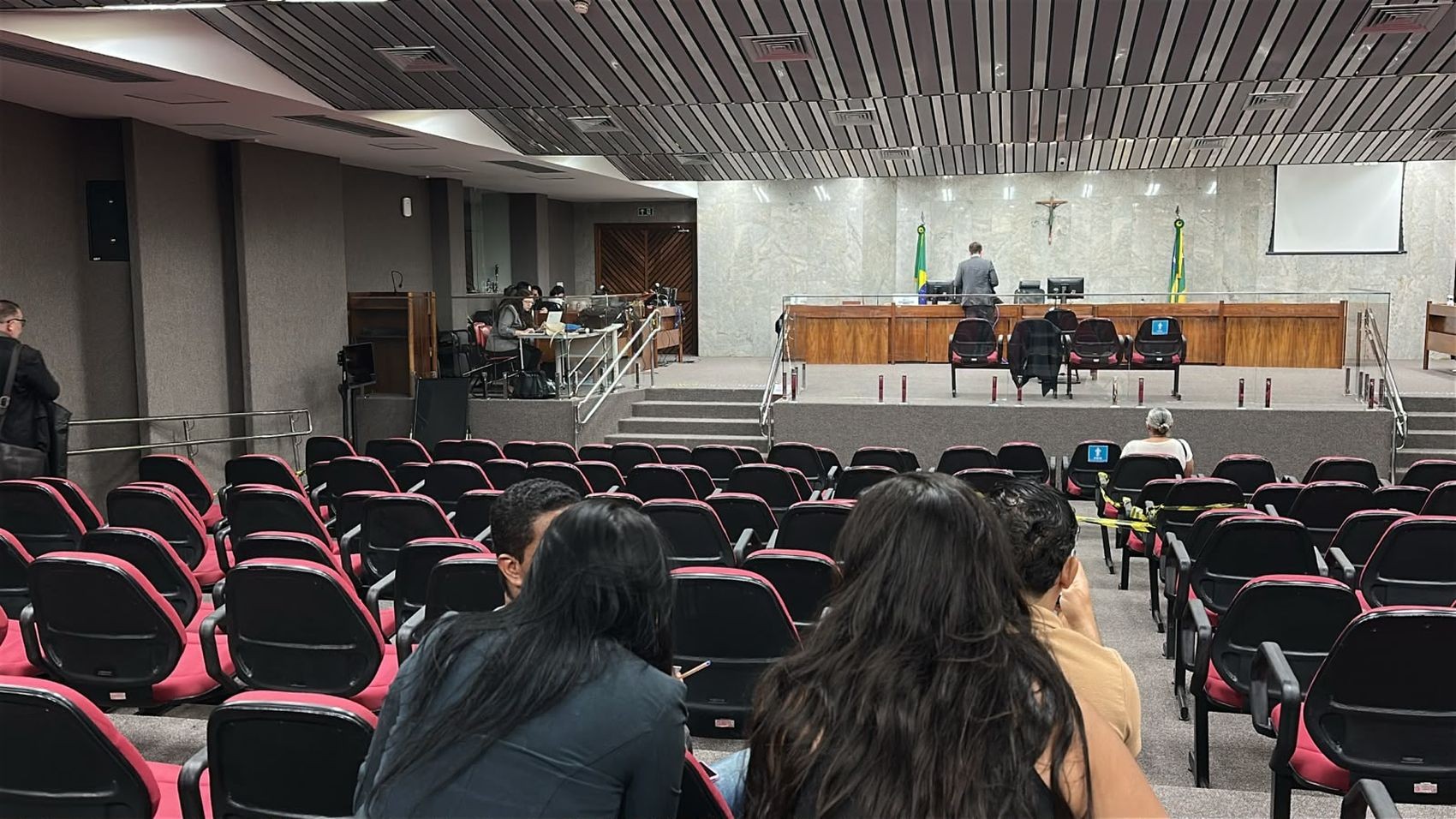 Justiça condena quatro réus por envolvimento na morte de comerciante em Aracaju