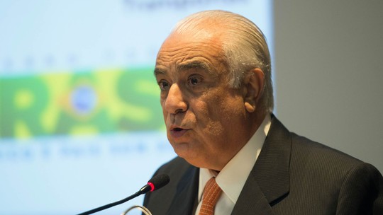Por pressão da bancada, PL vai expulsar deputado que defendeu Moraes e elogiou Trump - Antônio Carlos Rodrigues disse ao portal Metrópoles que a sanção contra Moraes é o maior absurdo que já viu na sua vida política e que Trump deveria cuidar de sua vida.