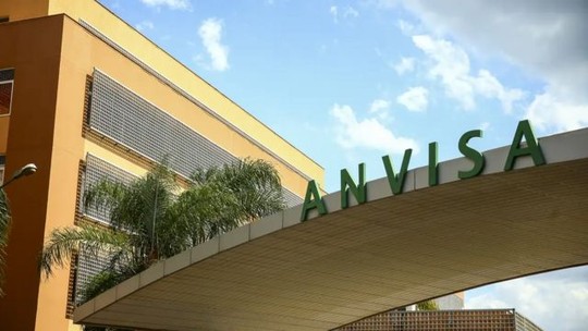 Anvisa determina recolhimento de café fake; confira as três marcas de Pó para o Preparo de Bebida Sabor Café proibidas - As marcas que estão proibidas de serem comercializadas são: Master Blends Indústria de Alimentos Ltda, D M Alimentos Ltda e Jurerê Caffe Comércio de Alimentos Ltda.